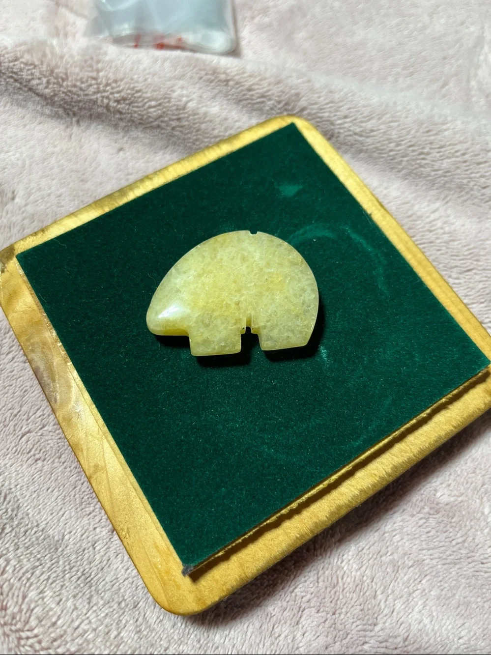 Cut Stone bear fetish